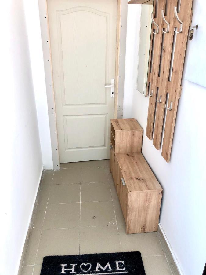 Apartment Tesla Pančevo Exteriör bild